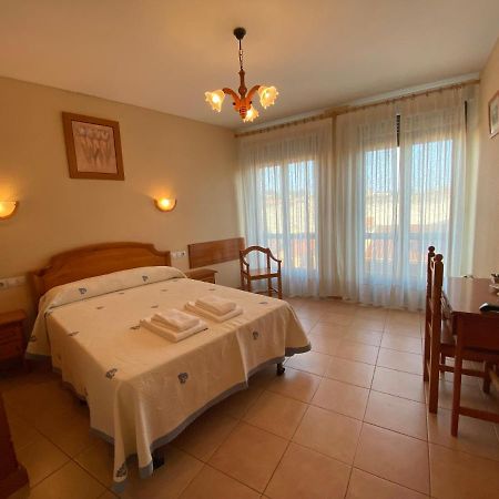 Ciudad-Rodrigo Hostal Jose Mari מראה חיצוני תמונה